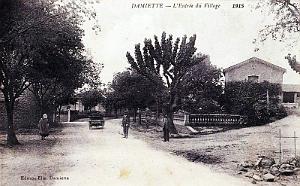 DAMIETTE - ENTREE DU VILLAGE - 1915